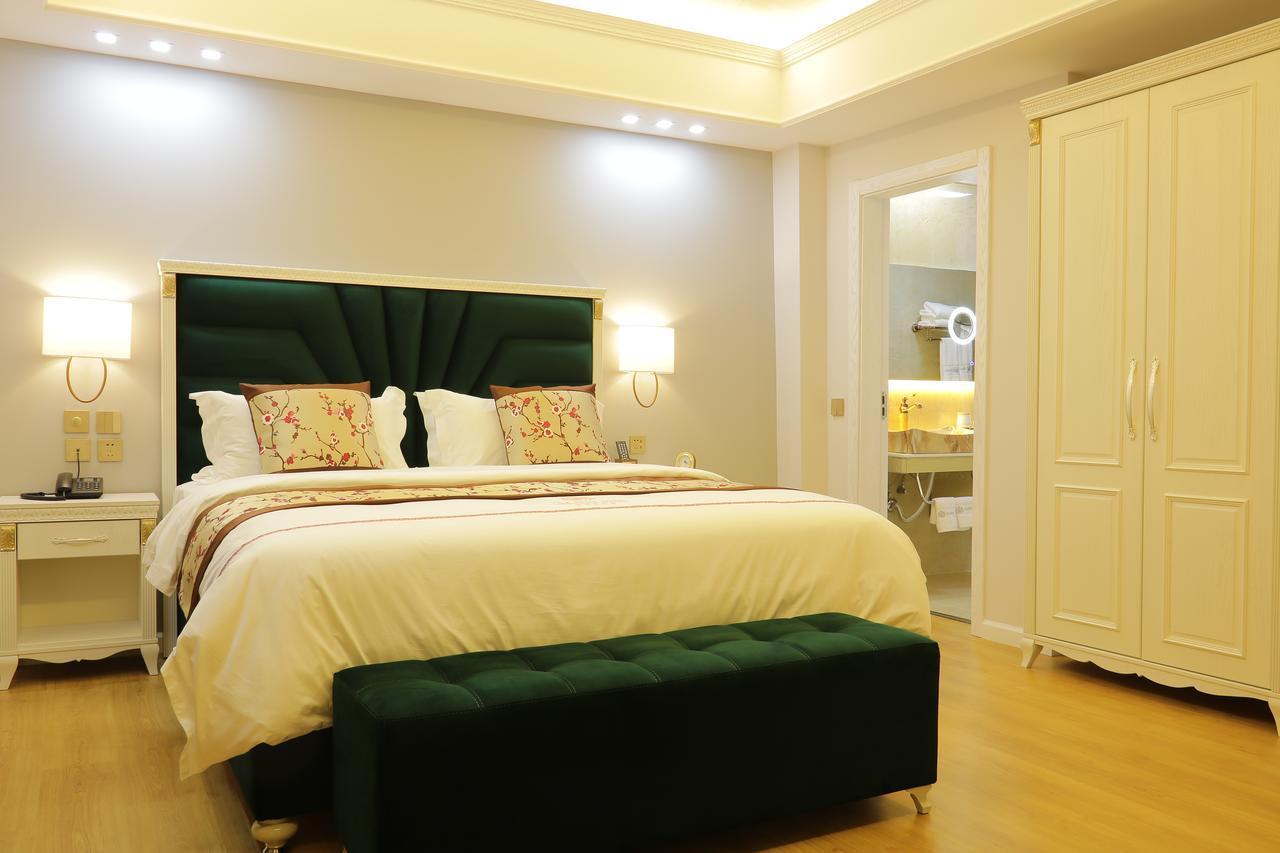 Double Room French Balcony